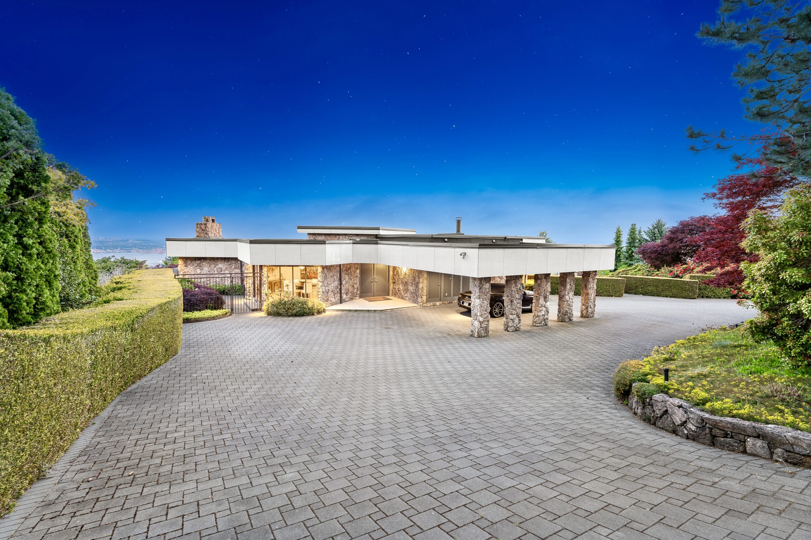 1485 Chartwell Drive